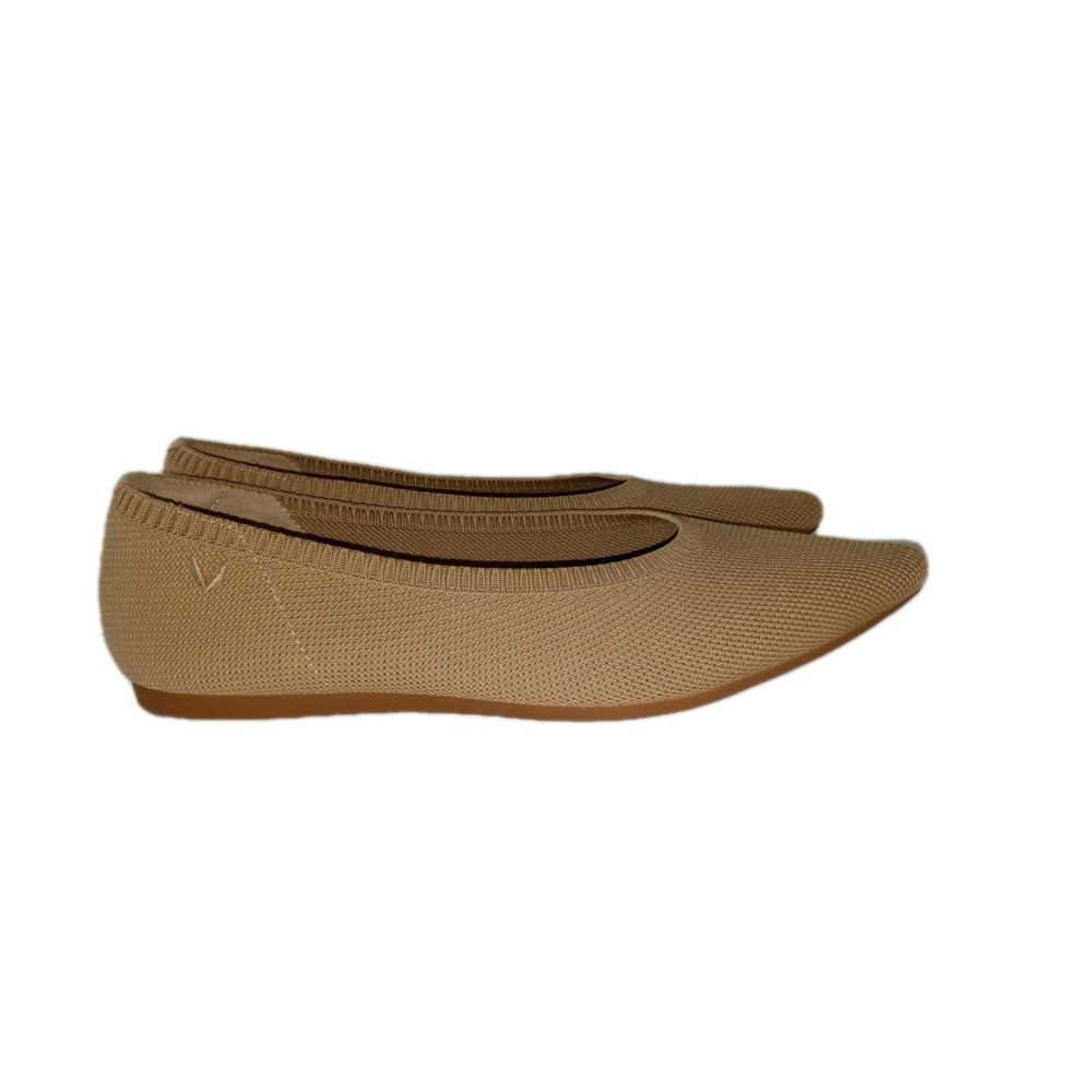 Vivaia Women's Aria Pointed Toe Tan Ballet Flats Size sz 39.5 Preppy